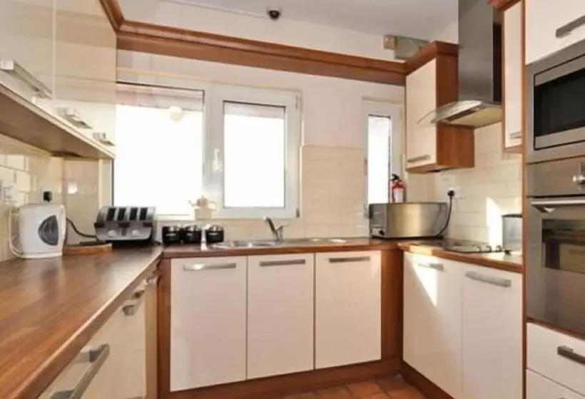 민박 Lynfield Guest House