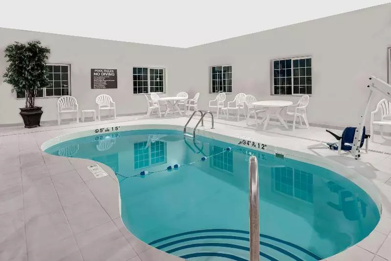 Microtel Inn & Suites By Wyndham Williston