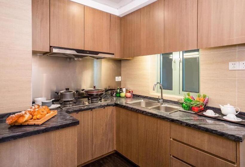 住所  Fietser International Apart