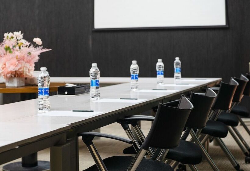 住所  Fietser International Apart