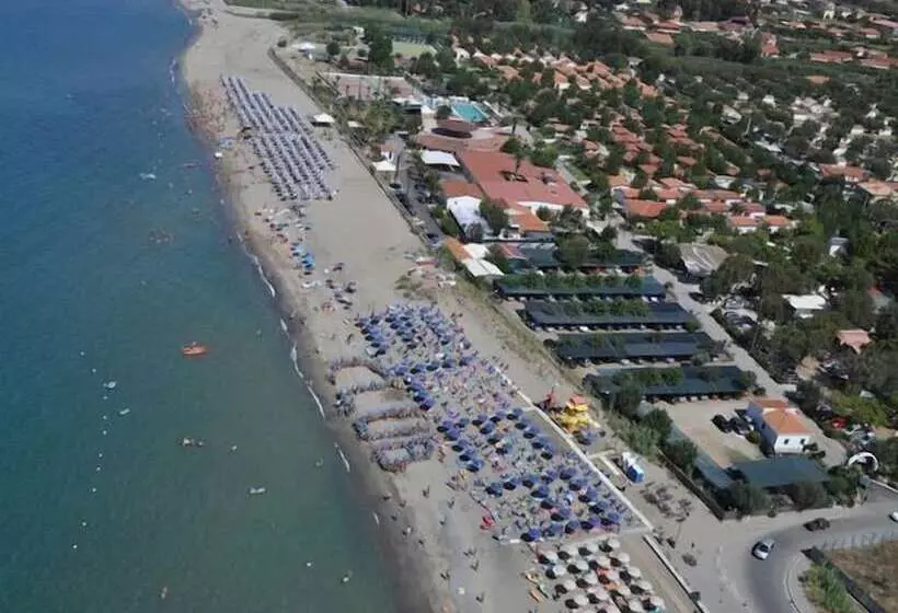 Курорт Villaggio Turistico Elea