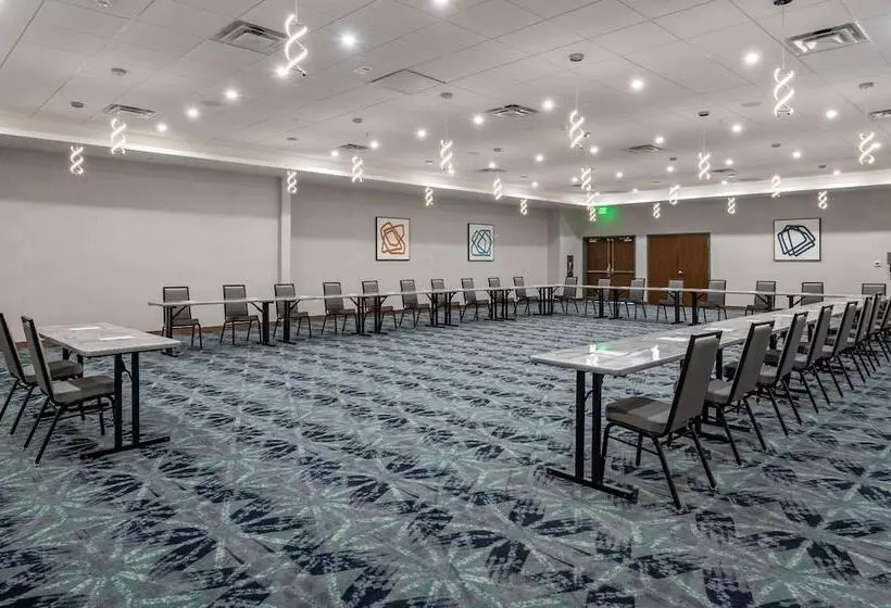 Cambria Hotel Nashville Airport