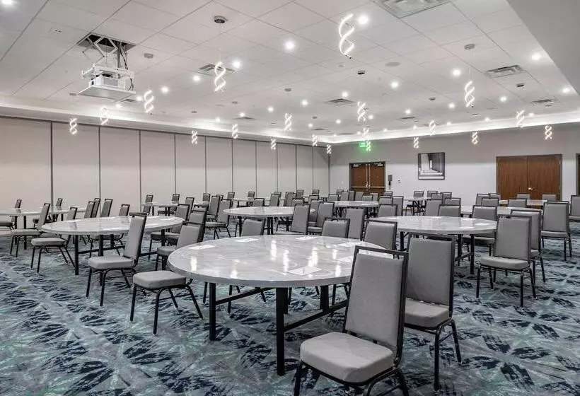 Cambria Hotel Nashville Airport