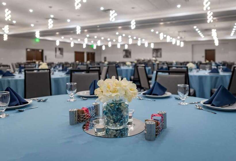 Cambria Hotel Nashville Airport