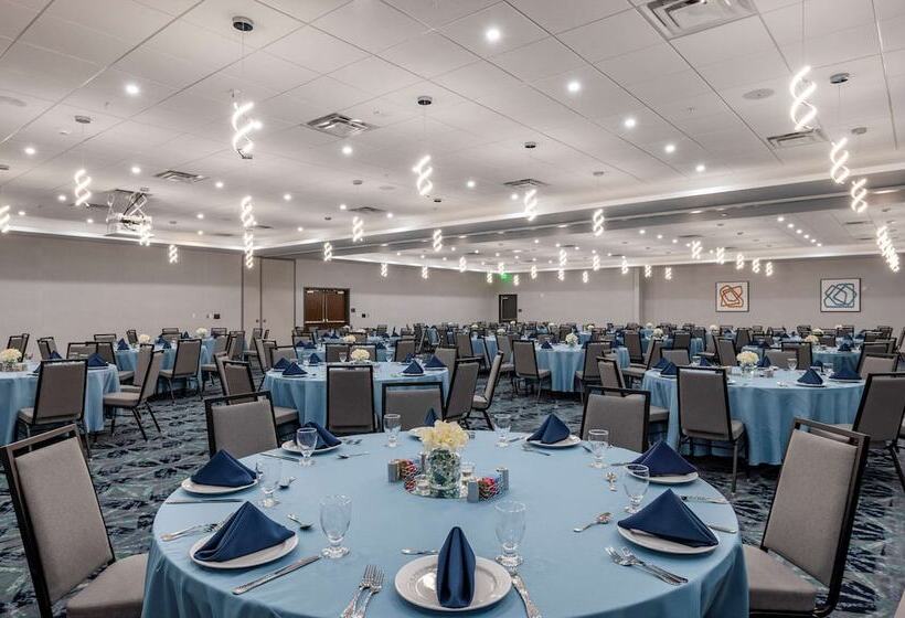 Cambria Hotel Nashville Airport