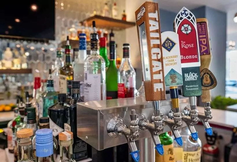 Cambria Hotel Nashville Airport