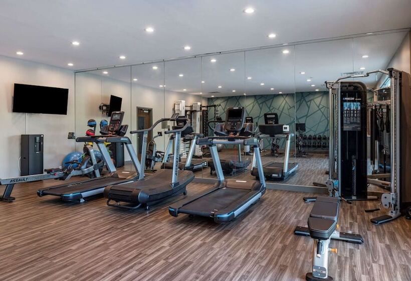 Cambria Hotel Nashville Airport