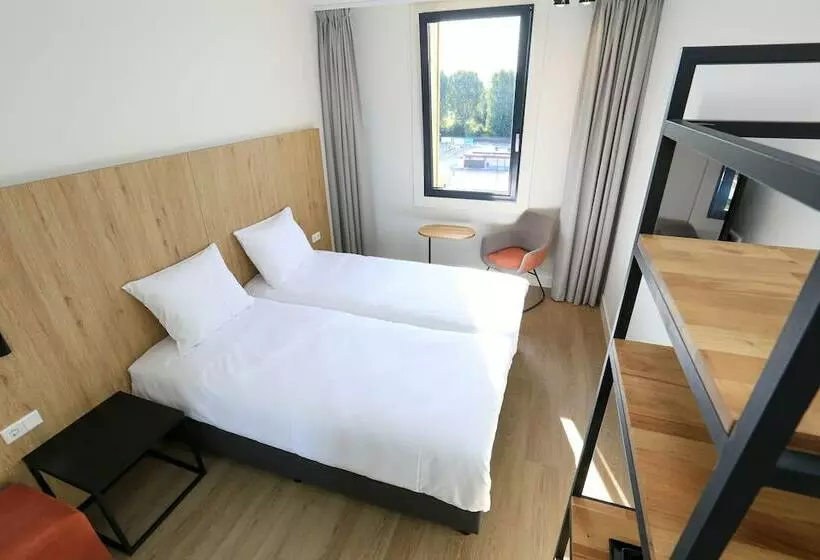 Fletcher Hotel Rotterdam Airport