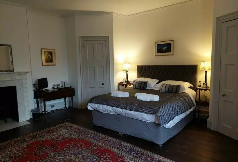 ホテル Moggerhanger Park