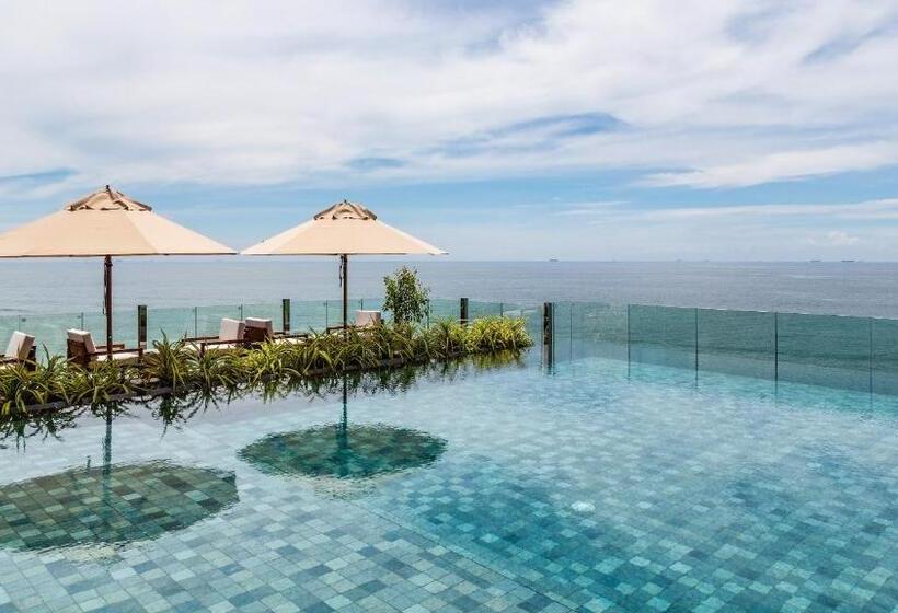 Hotel Crystal Sands Hikkaduwa