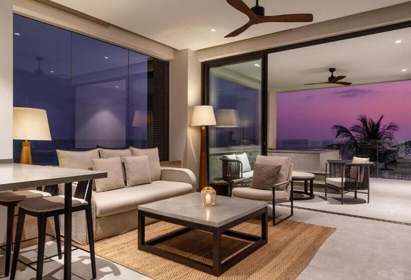 Hotel Crystal Sands Hikkaduwa