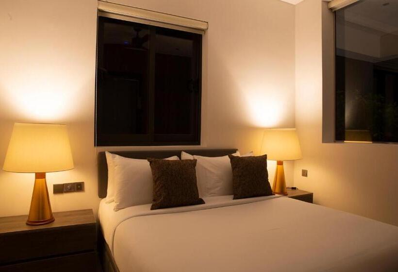 Hotel Crystal Sands Hikkaduwa