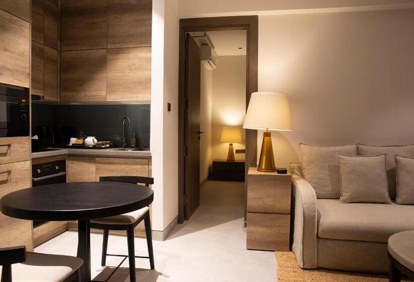 Hotel Crystal Sands Hikkaduwa