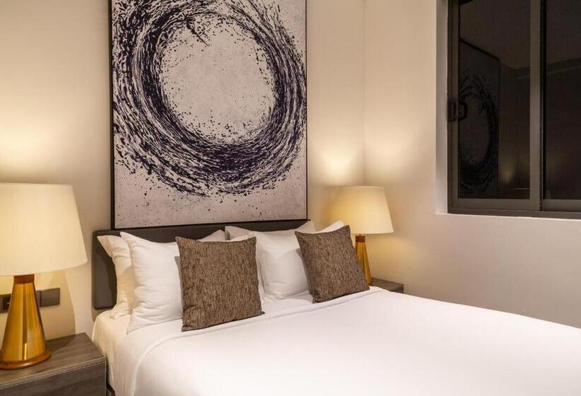 Hotel Crystal Sands Hikkaduwa