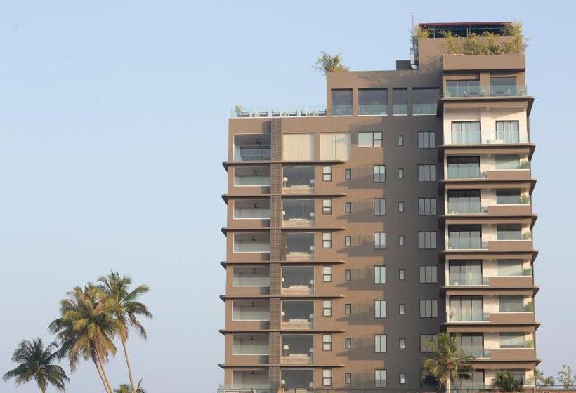 Hotel Crystal Sands Hikkaduwa