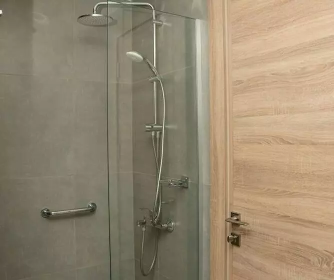 Liv Weibdeh Hotel Suites