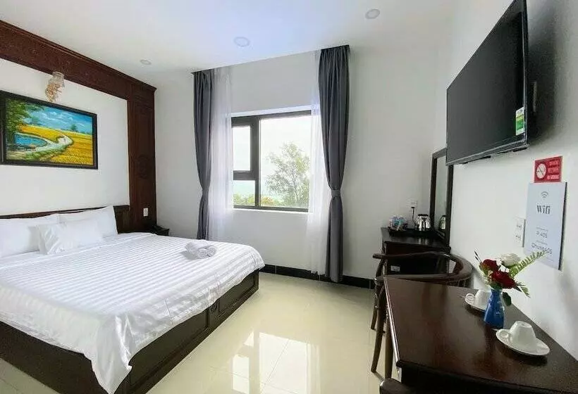 هتل Quang Hưng