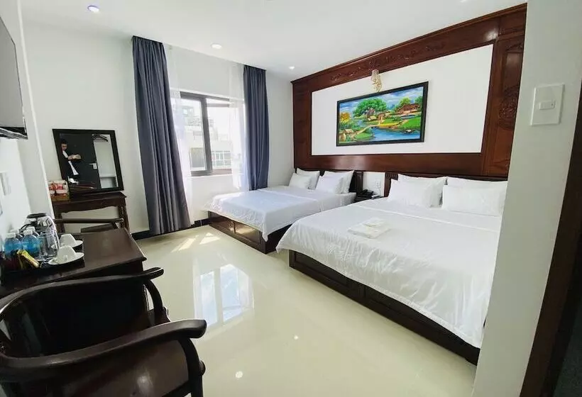 هتل Quang Hưng