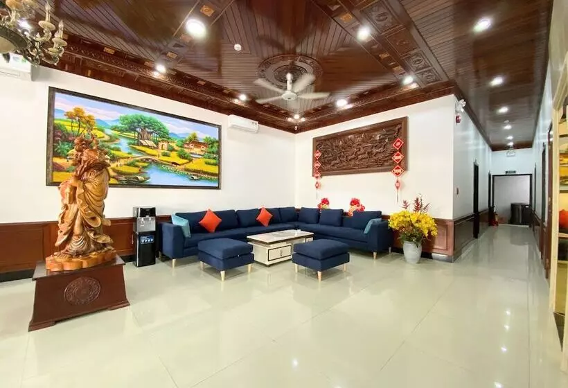 هتل Quang Hưng
