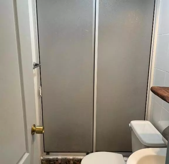 ペンション 3 Arriendo Habitación Doble Con Baño Privado De Ex