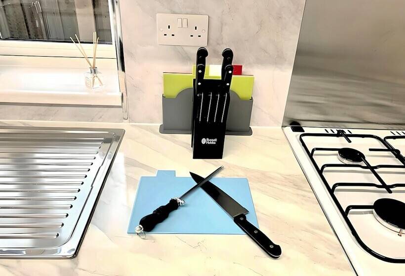 פנסיון Kunda House Madeley