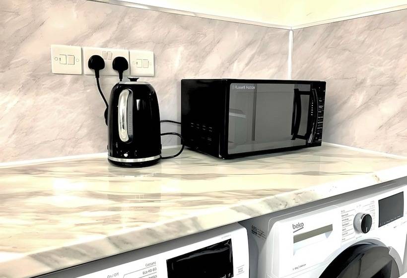 פנסיון Kunda House Madeley