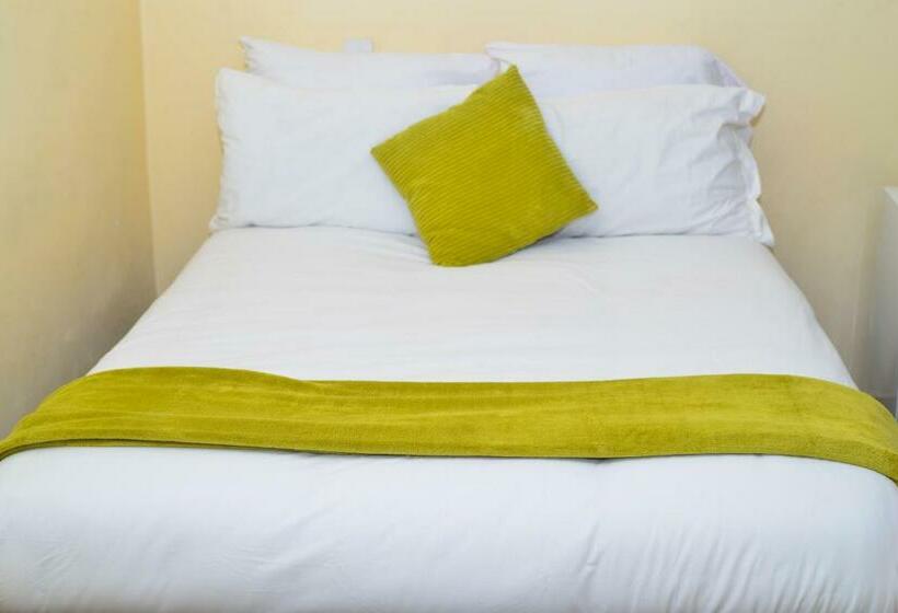 تختخواب و صبحانه Avon Garden Apartments Area 25