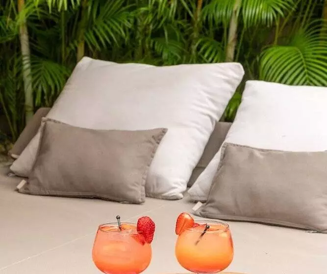 هتل Oom Bubble Boutique Riviera Cancun   Adults Only