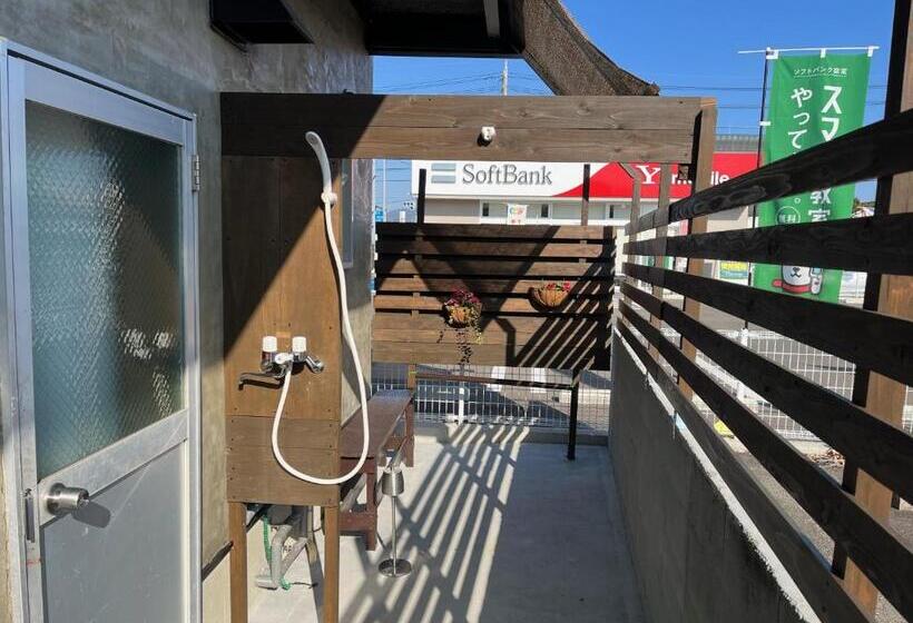 פנסיון ゲストハウスhinata