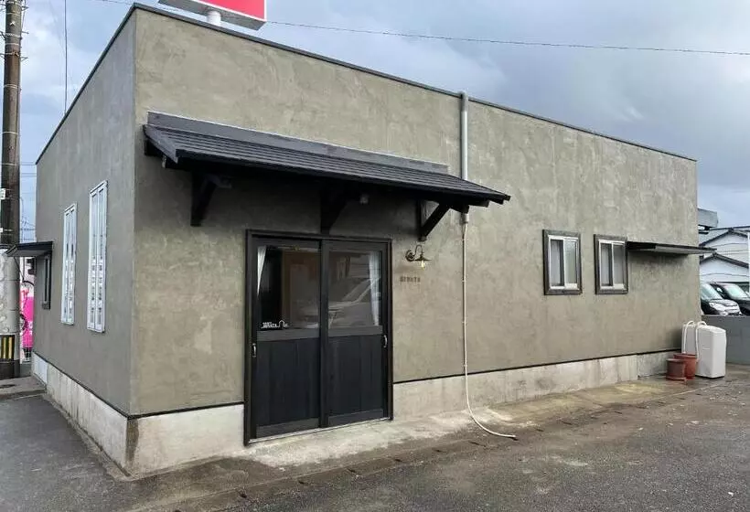 ペンション ゲストハウスhinata