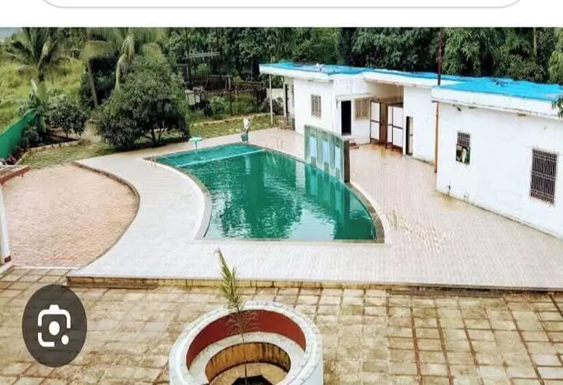 Hotelli Turning Point Resort