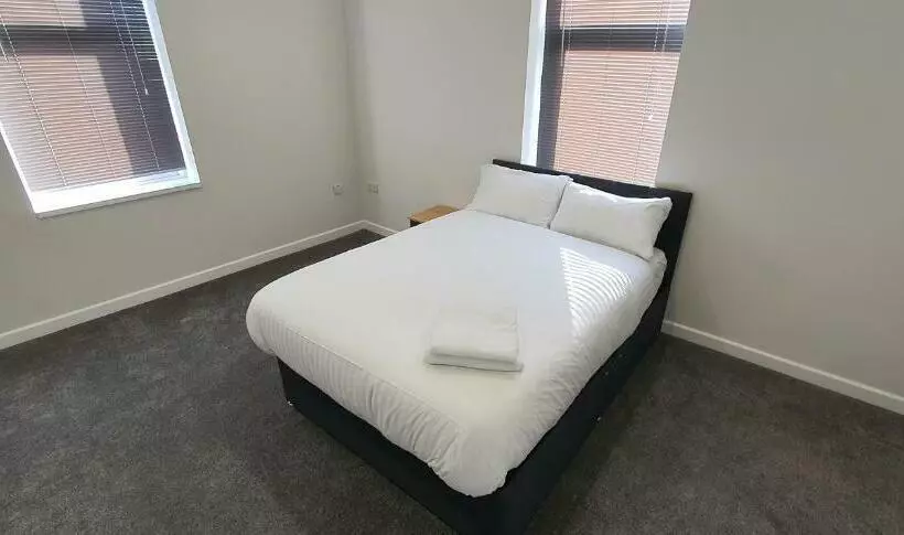 Majatalo Apartment In Barnsley Central