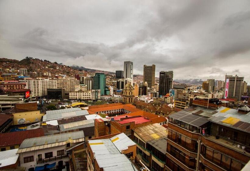 هتل Iskay Boutique Hostel