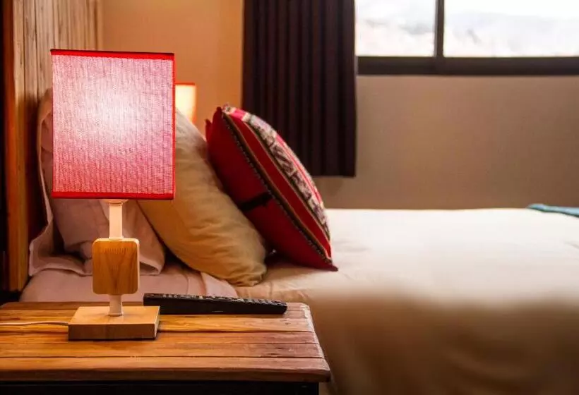 هتل Iskay Boutique Hostel