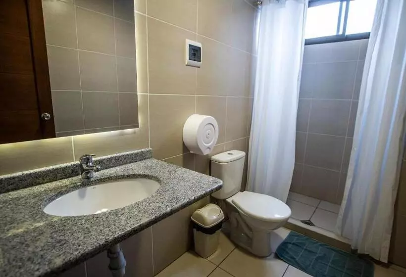 هتل Iskay Boutique Hostel