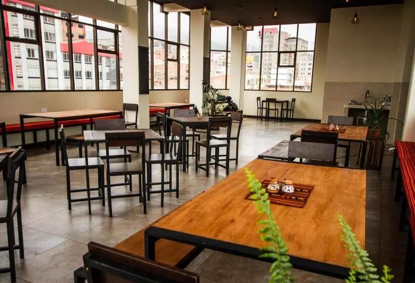 هتل Iskay Boutique Hostel