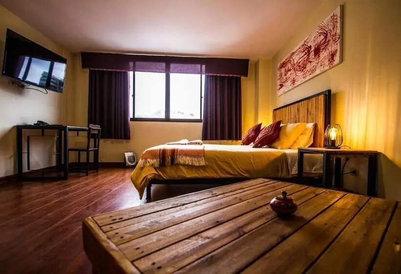 هتل Iskay Boutique Hostel