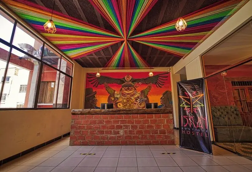 هتل Iskay Boutique Hostel