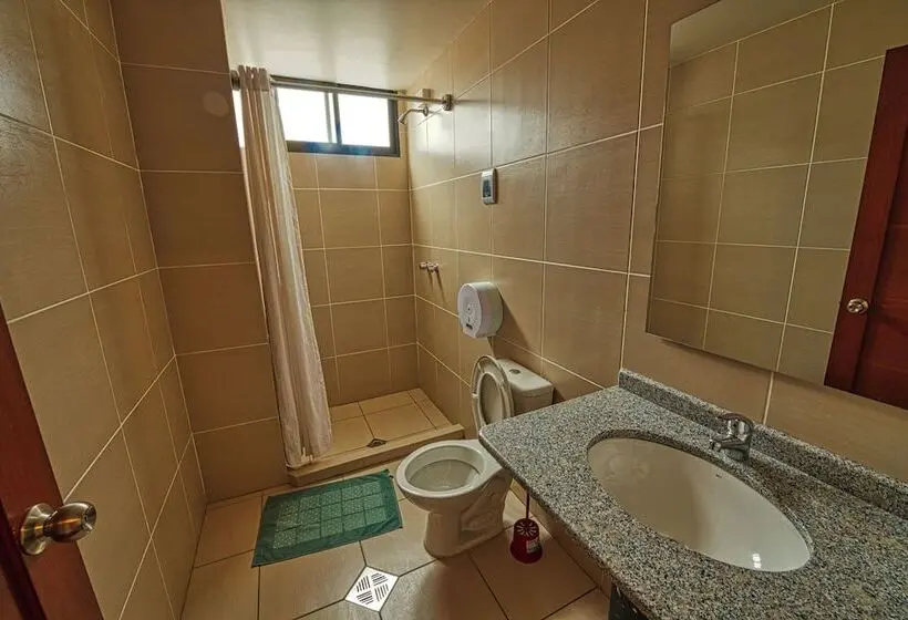 هتل Iskay Boutique Hostel