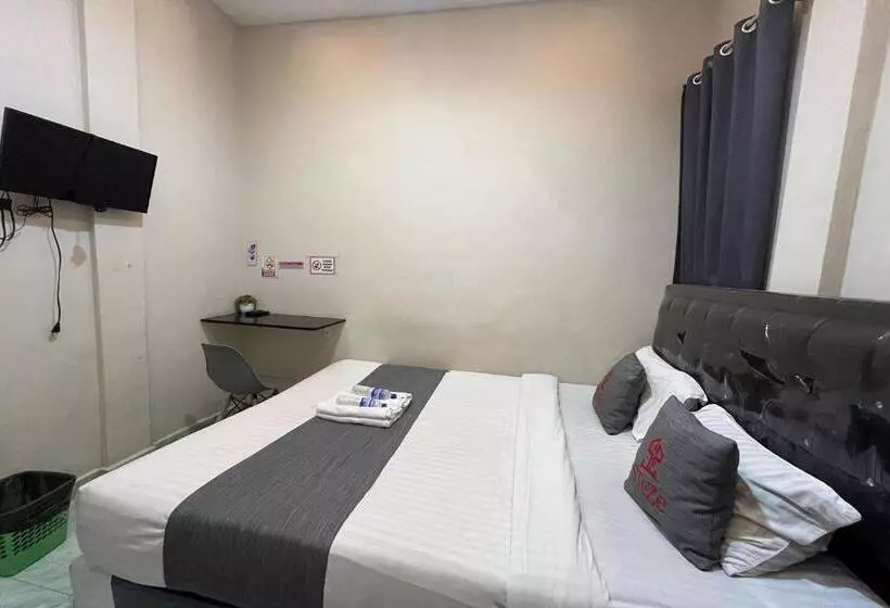 هتل Steze Guesthouse Syariah Mendalo