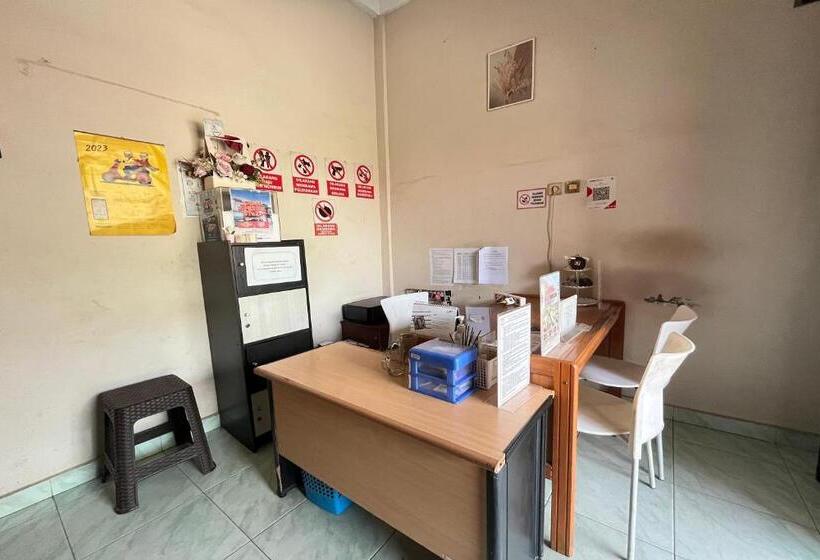 Hotel Steze Guesthouse Syariah Mendalo