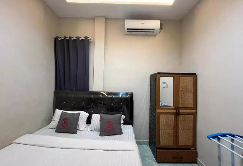 هتل Steze Guesthouse Syariah Mendalo