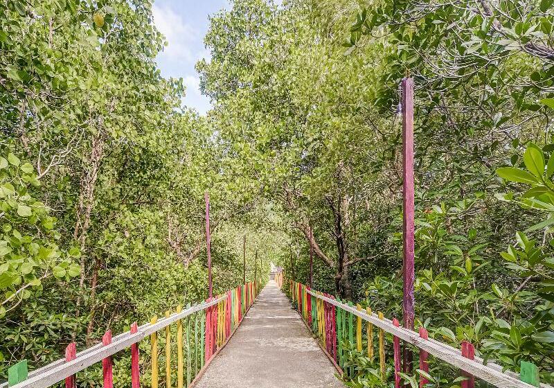 فندق Oyo Homes 91118 Homesstay Desa Wisata Budo