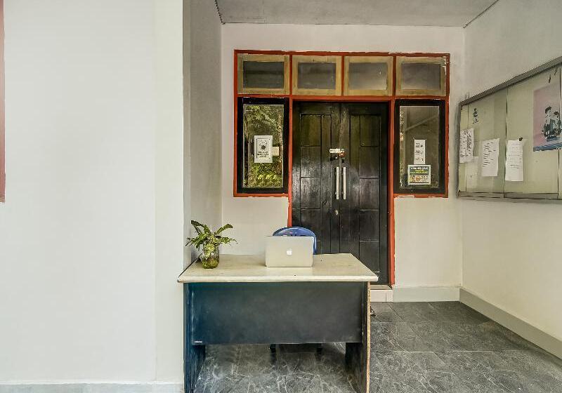 فندق Oyo Homes 91118 Homesstay Desa Wisata Budo