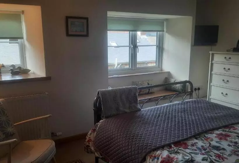 Bed and Breakfast 2 Mill Cottages