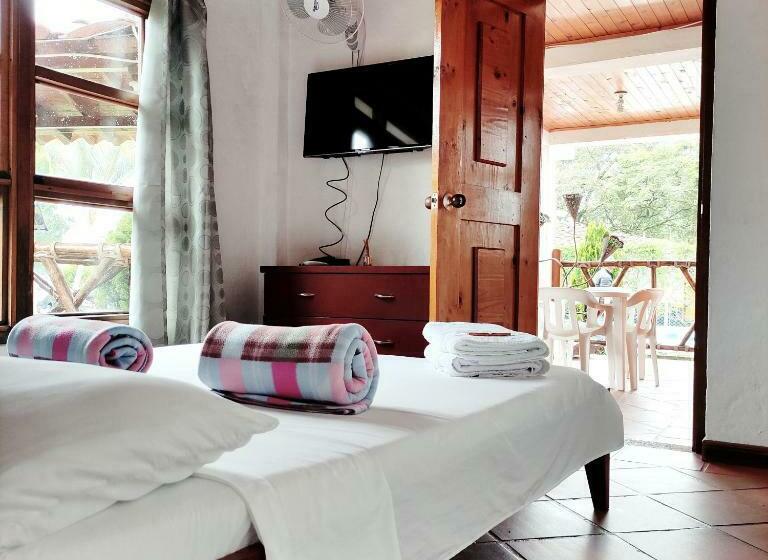 ベッドアンドブレックファースト Campestre Amathea