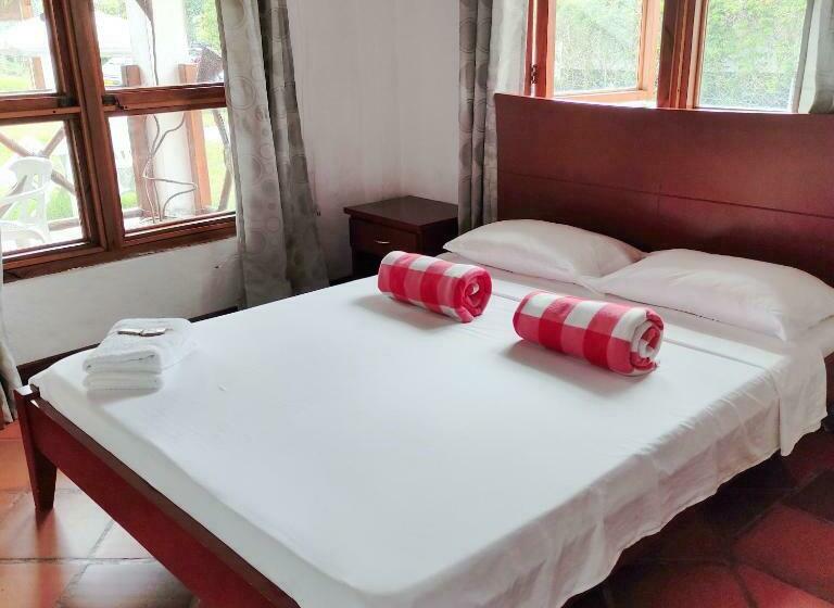 ベッドアンドブレックファースト Campestre Amathea