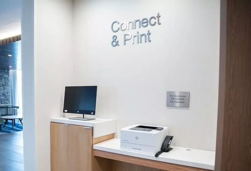 هتل Fairfield By Marriott Inn & Suites Kingsport