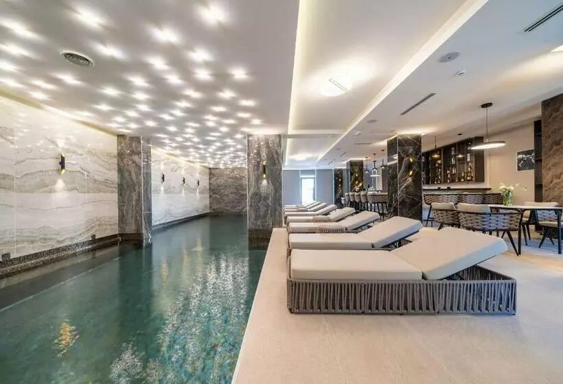 هتل Millennium By Aycon