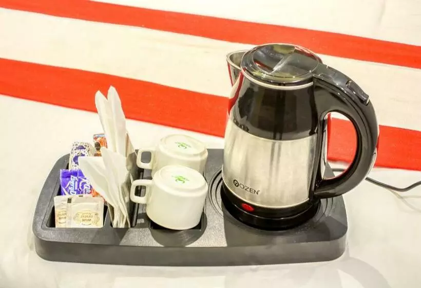 ホテル The Eleganza